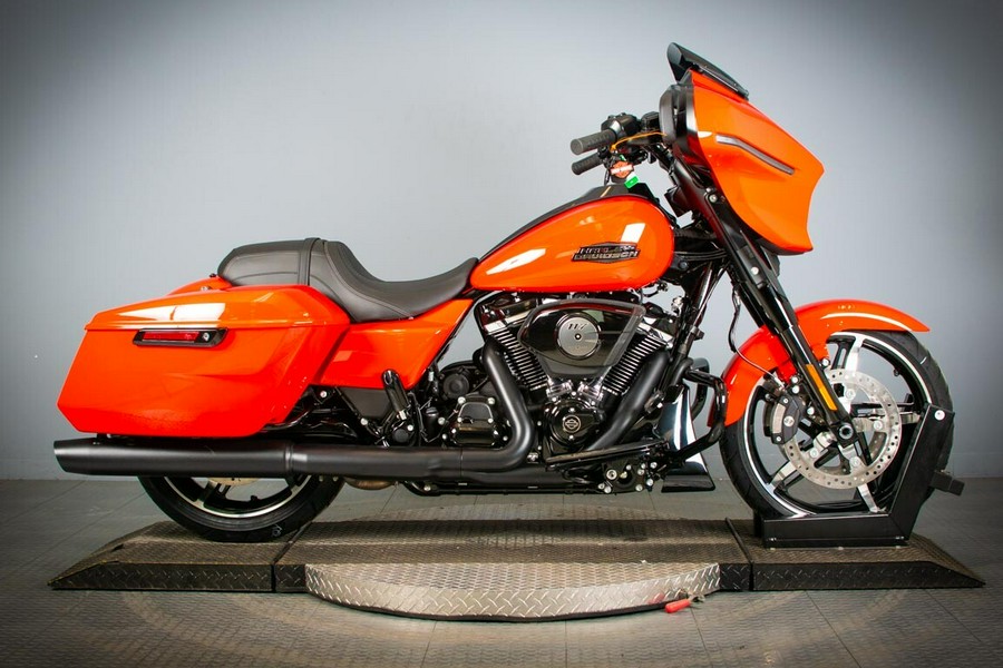 2026 Harley-Davidson Street Glide FLHX