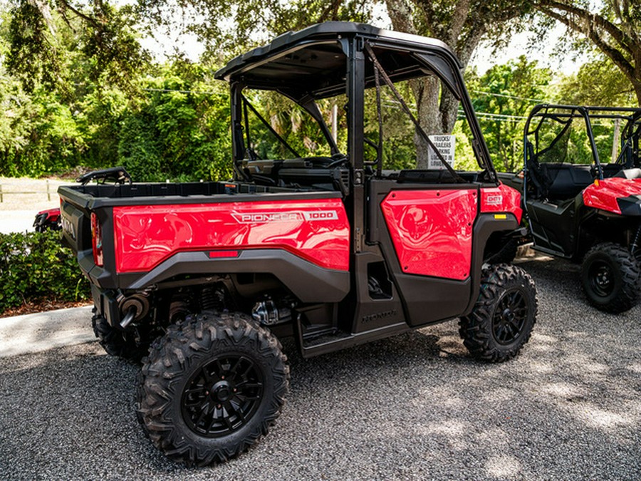 2026 Honda Pioneer 1000 Deluxe