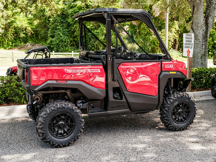 2026 Honda Pioneer 1000 Deluxe