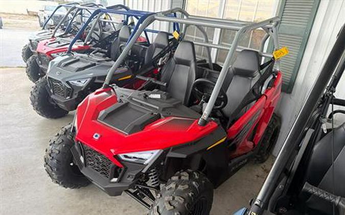 2026 Polaris RZR 200 EFI