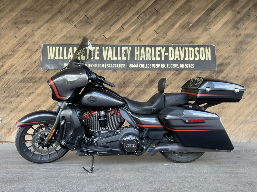 2018 Harley-Davidson Street Glide® CVO™ Street Glide®