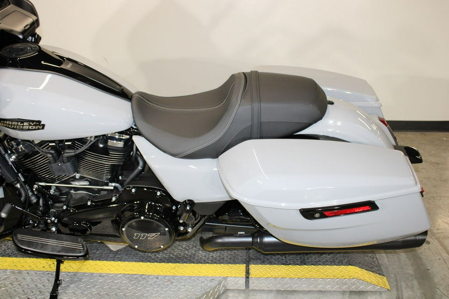 2024 Harley-Davidson® FLTRX - Road Glide®