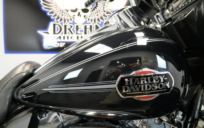2013 Harley-Davidson® FLHTCU - Electra Glide® Ultra Classic®