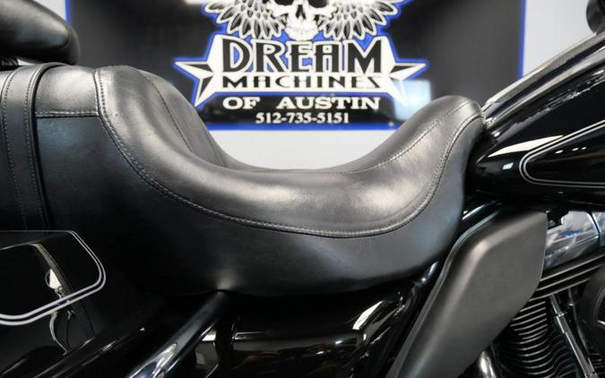 2013 Harley-Davidson® FLHTCU - Electra Glide® Ultra Classic®