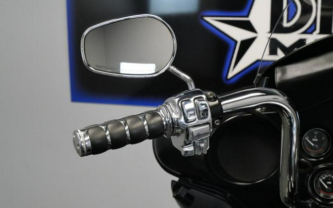2013 Harley-Davidson® FLHTCU - Electra Glide® Ultra Classic®