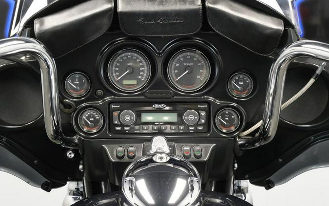 2013 Harley-Davidson® FLHTCU - Electra Glide® Ultra Classic®