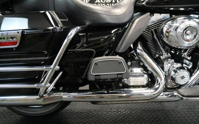 2013 Harley-Davidson® FLHTCU - Electra Glide® Ultra Classic®