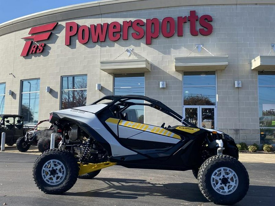 2024 Can-Am® Maverick R 999T DCT