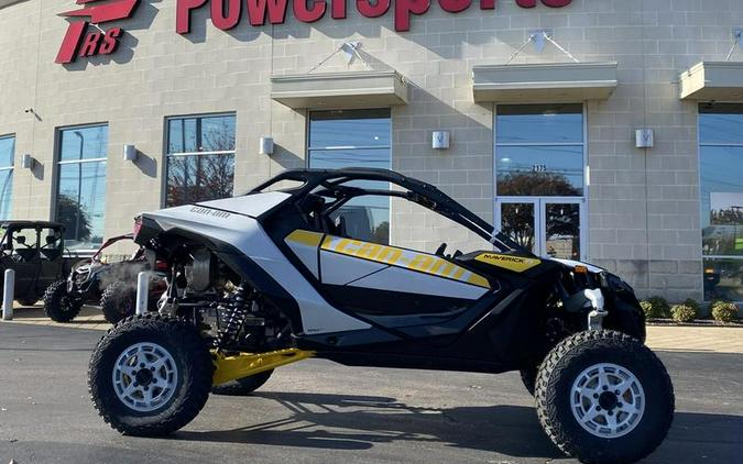 2024 Can-Am® Maverick R 999T DCT