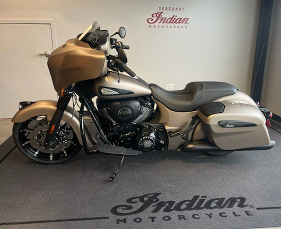2024 Indian Motorcycle Chieftain Dark Horse Icon with PowerBand Audio Package