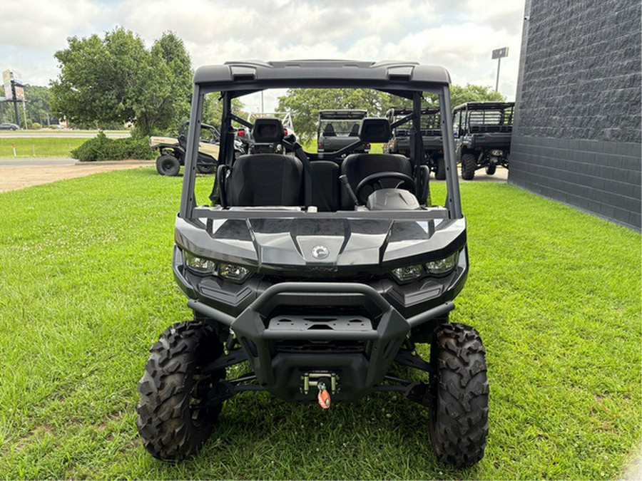 2025 Can-Am Defender XT HD10