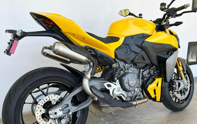 2026 Ducati STREETFIGHTER V2S