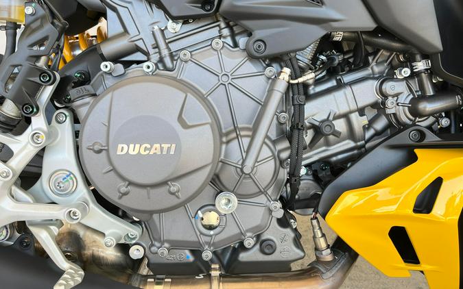 2026 Ducati STREETFIGHTER V2S