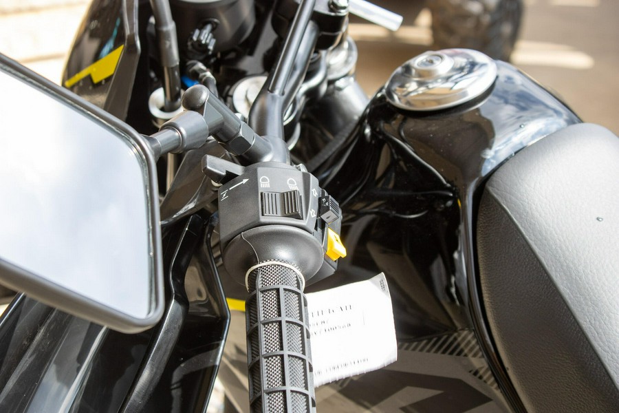 2027 SUZUKI DR650SE