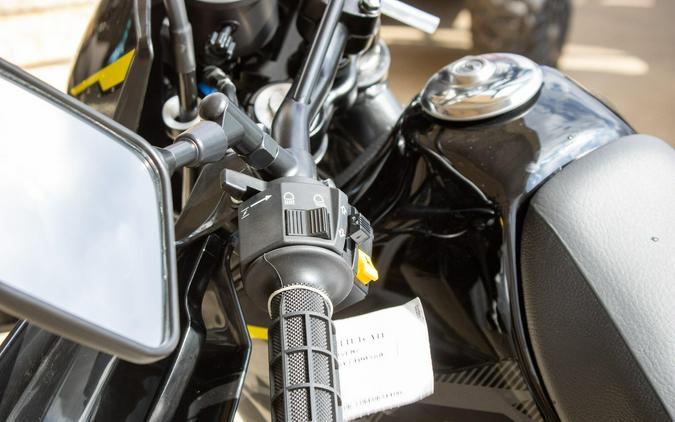 2027 SUZUKI DR650SE