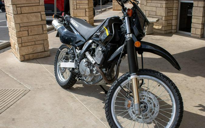 2027 SUZUKI DR650SE