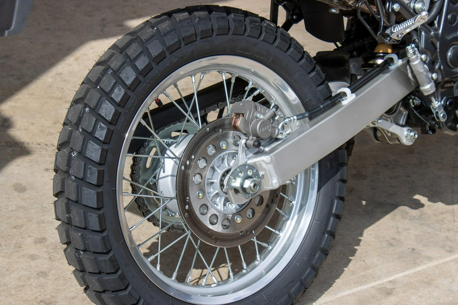 2027 SUZUKI DR650SE