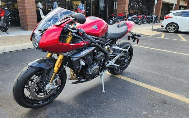 2022 Triumph Speed Triple 1200 RR Red Hopper / Storm Grey