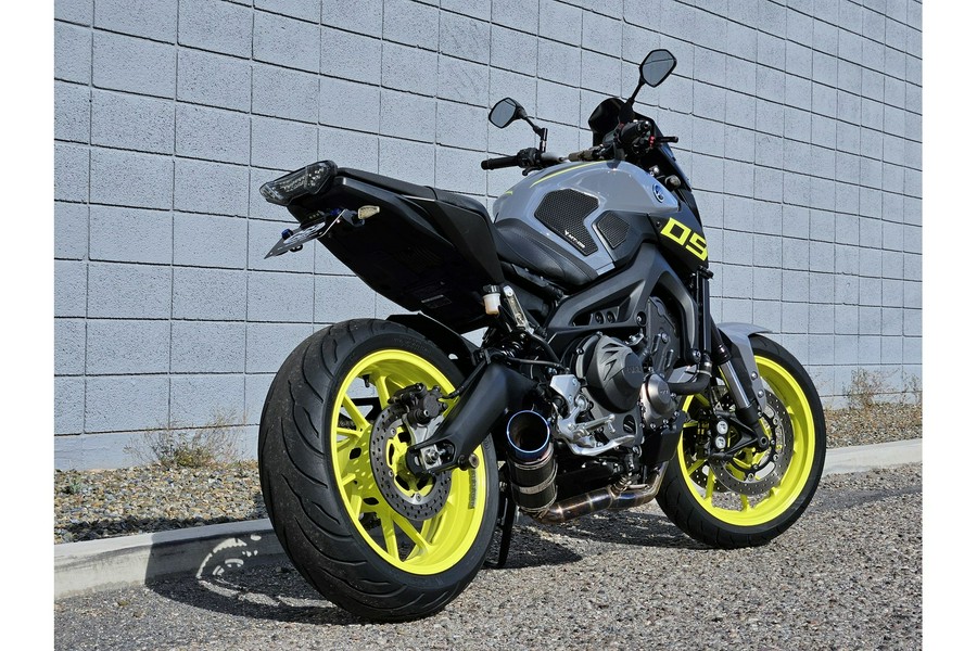 2016 Yamaha FZ-09