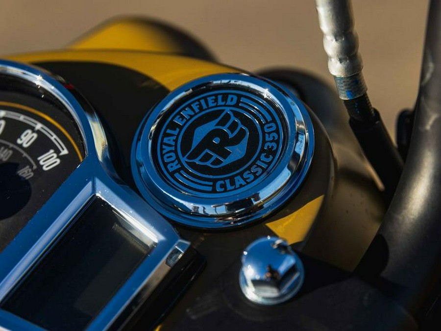 2026 Royal Enfield Classic 350 Commando Sand