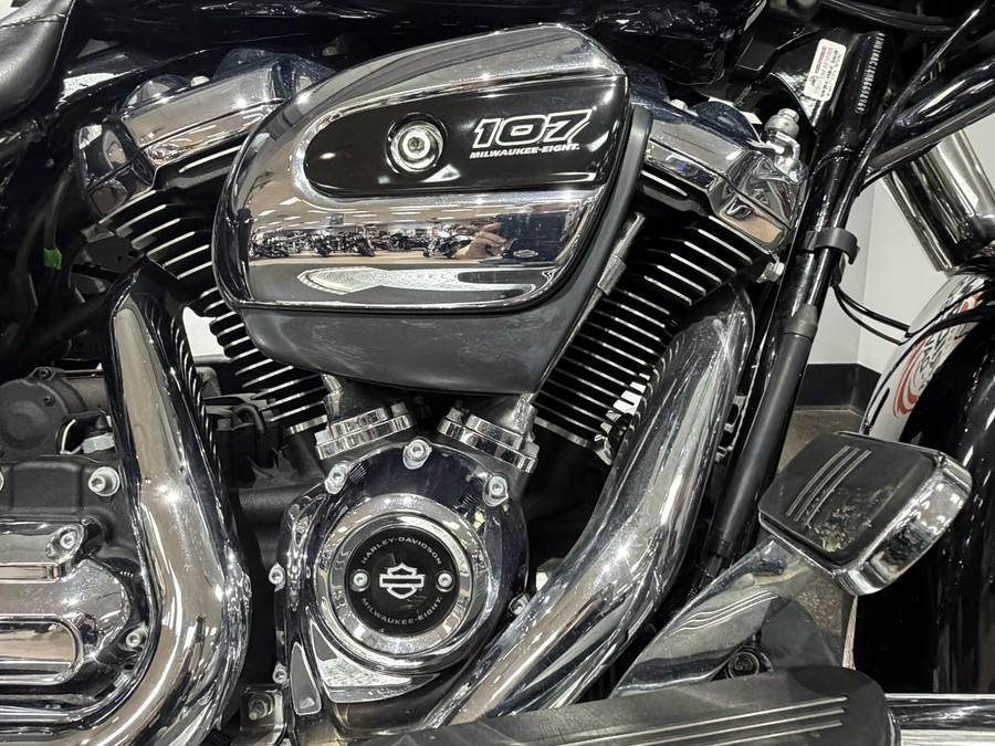 2021 Harley-Davidson Street Glide FLHX