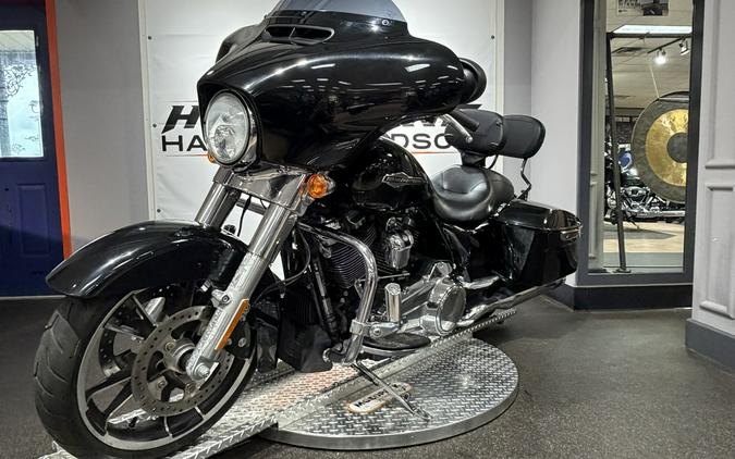 2021 Harley-Davidson Street Glide FLHX