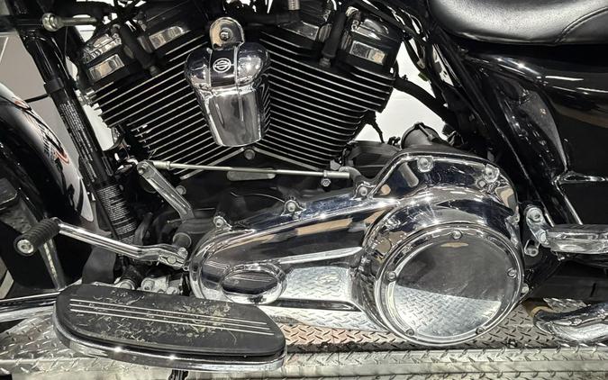 2021 Harley-Davidson Street Glide FLHX
