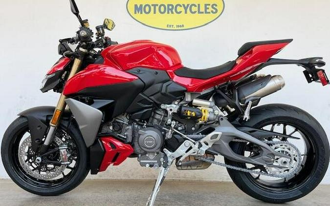 2025 Ducati STREETFIGHTER V2