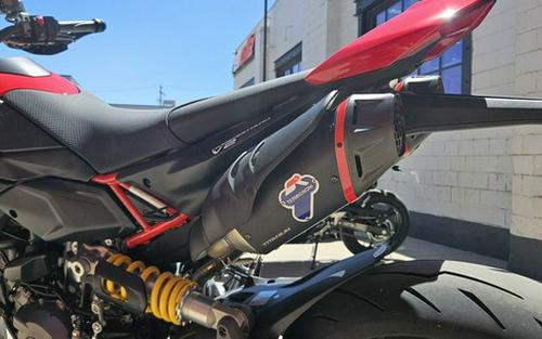 2026 Ducati Hypermotard V2