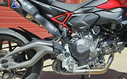 2026 Ducati Hypermotard V2