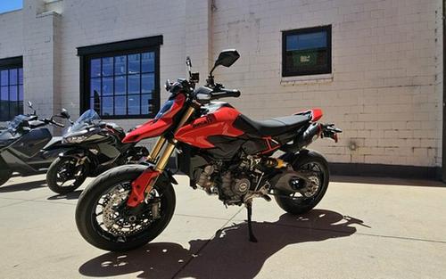 2026 Ducati Hypermotard V2