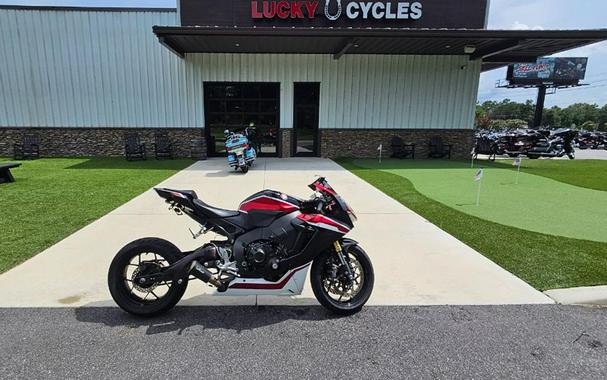 2023 Honda CBR1000RR ABS