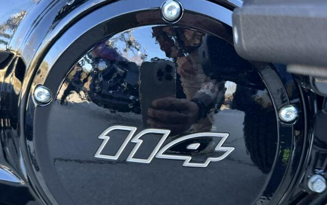 2025 Harley-Davidson Freewheeler Vivid Black