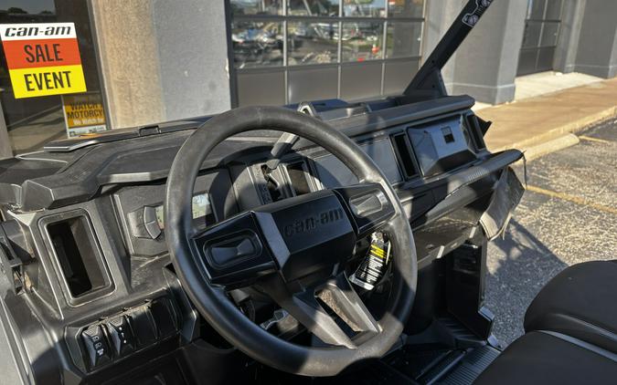 2026 Can-Am Defender MAX XT HD11