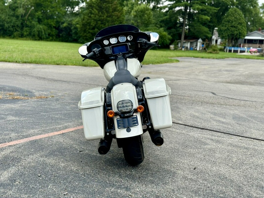 2023 Harley-Davidson Street Glide ST White Sand Pearl