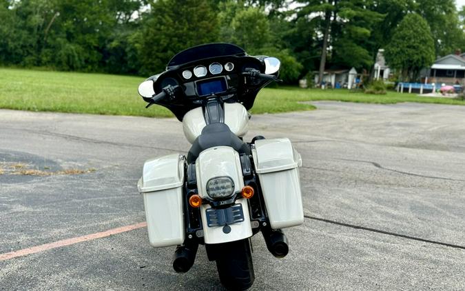 2023 Harley-Davidson Street Glide ST White Sand Pearl