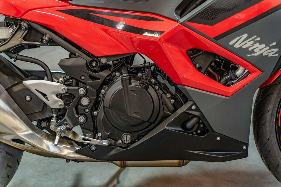 2024 Kawasaki Ninja® 500 ABS Passion Red/Metallic Flat Spark Black