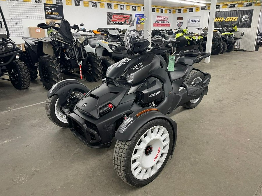 2022 Can-Am™ Ryker 900 ACET