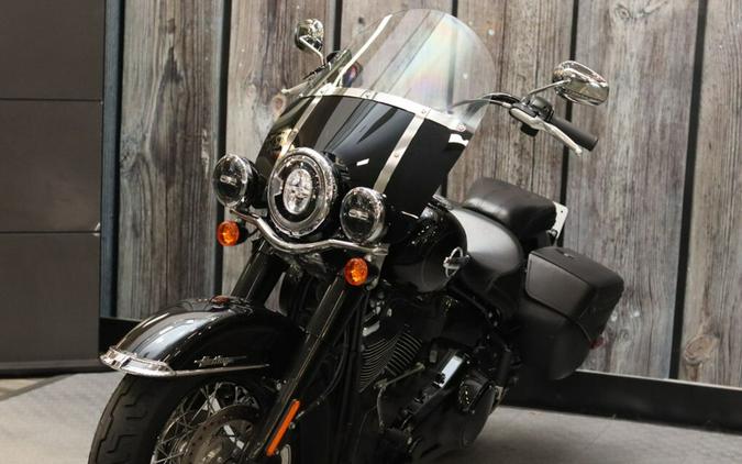 Used 2018 Harley-Davidson Softail Heritage Classic FLHC Motorcycle For Sale In Raleigh, North Carolina