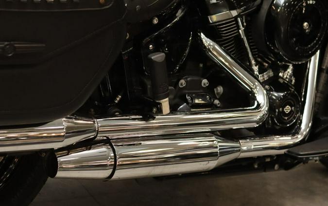 Used 2018 Harley-Davidson Softail Heritage Classic FLHC Motorcycle For Sale In Raleigh, North Carolina