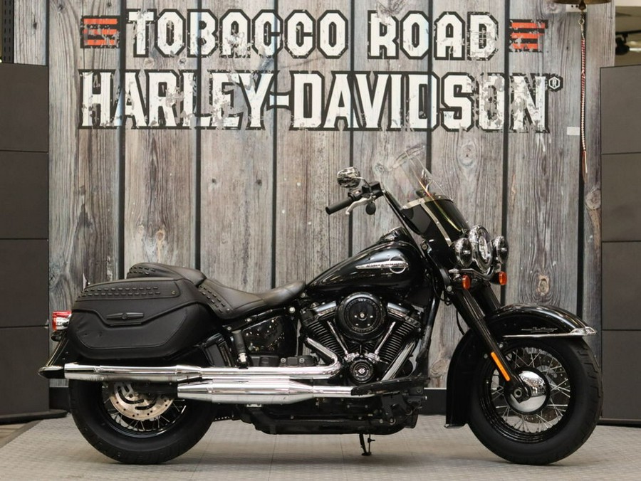 Used 2018 Harley-Davidson Softail Heritage Classic FLHC Motorcycle For Sale In Raleigh, North Carolina