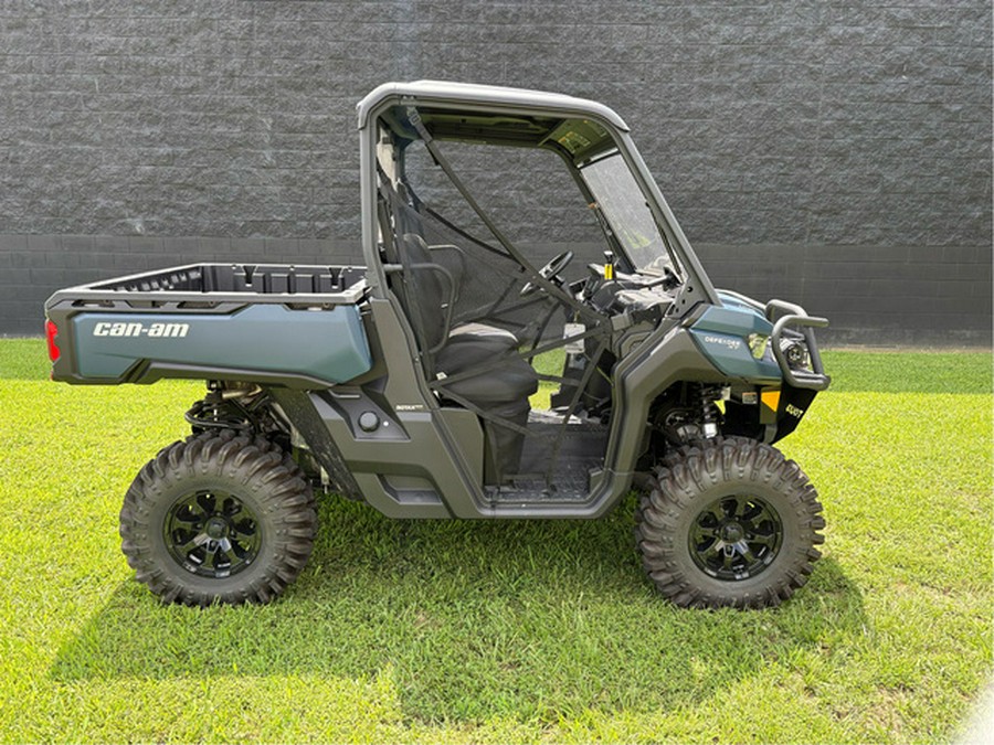 2025 Can-Am Defender XT HD10