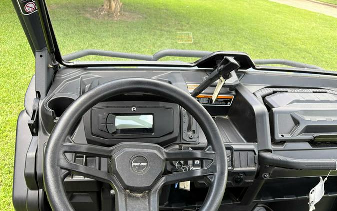 2025 Can-Am Defender XT HD10