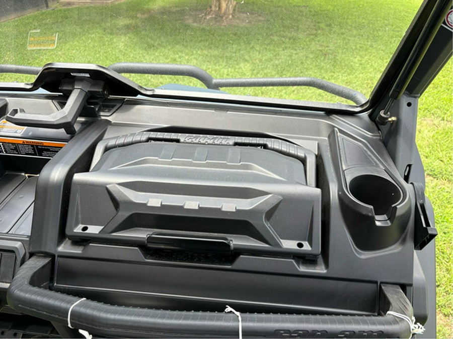 2025 Can-Am Defender XT HD10