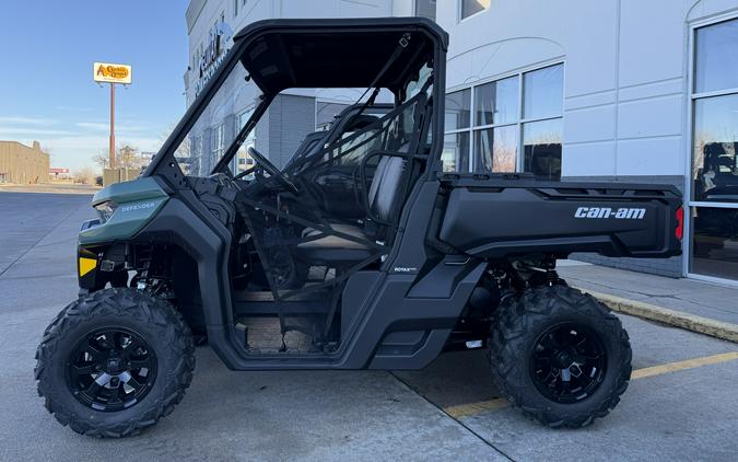 2026 Can-Am Defender DPS HD7