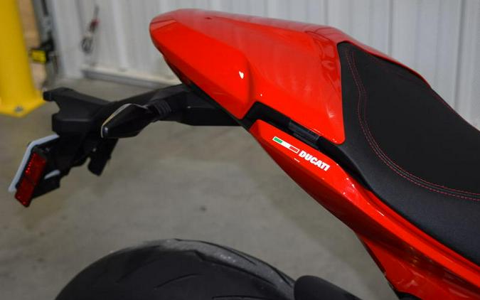 2024 Ducati Supersport 950 S Red