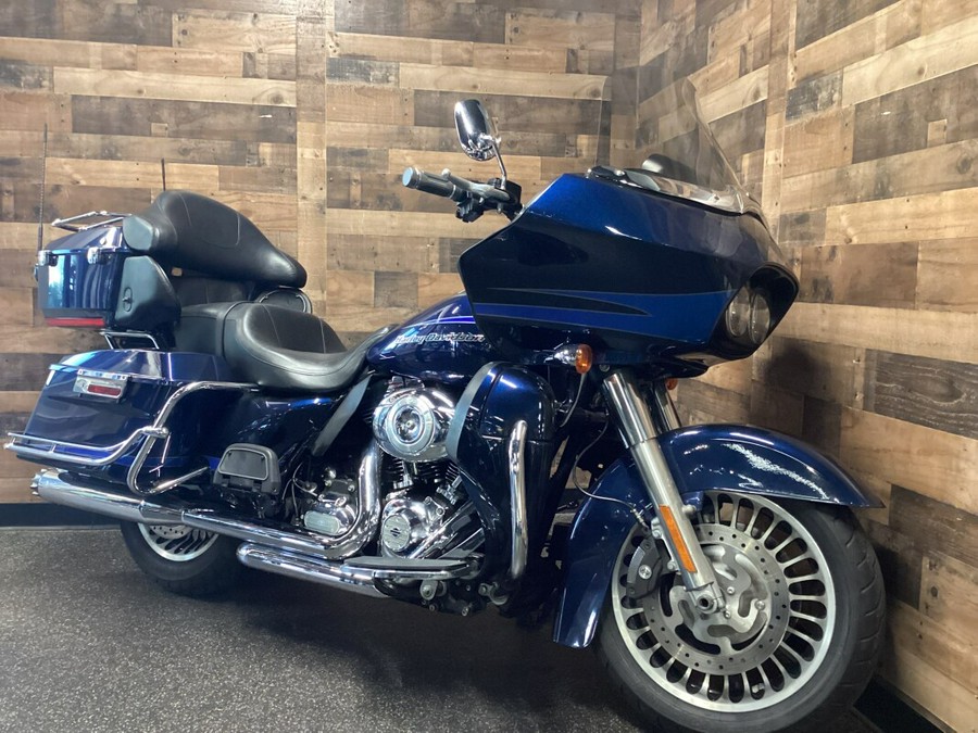 2012 Harley-Davidson Road Glide Ultra Big Blue Pearl FLTRU