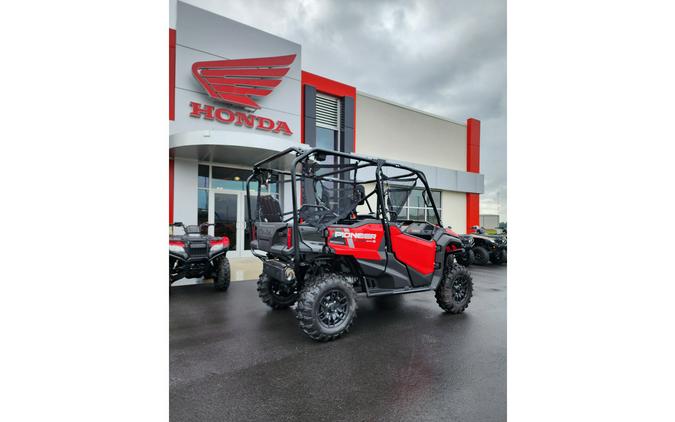 2023 Honda Pioneer 1000-5 Deluxe