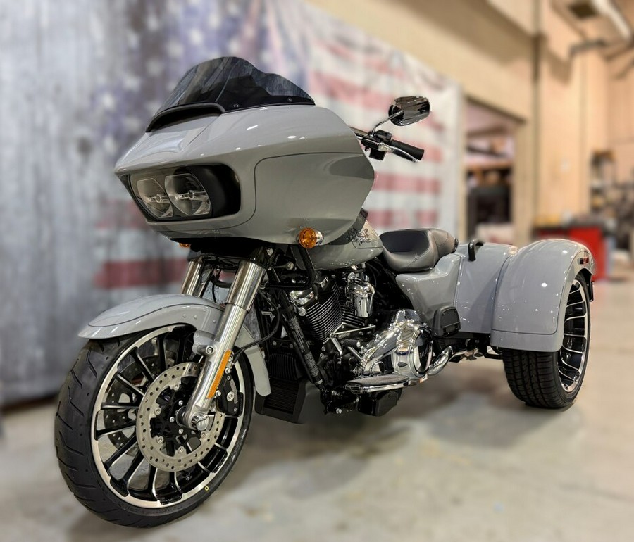 2025 FLTRT Road Glide 3