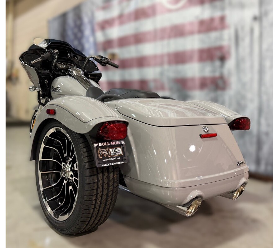 2025 FLTRT Road Glide 3